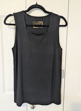 NWT Cupio Square Neck Polished T Size Medium Black